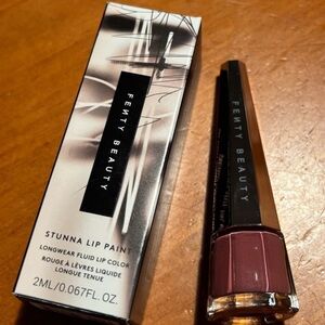 Fenty Beauty Stunna Lip Paint Longwear Fluid Lip Color Lipstick Uncuffed